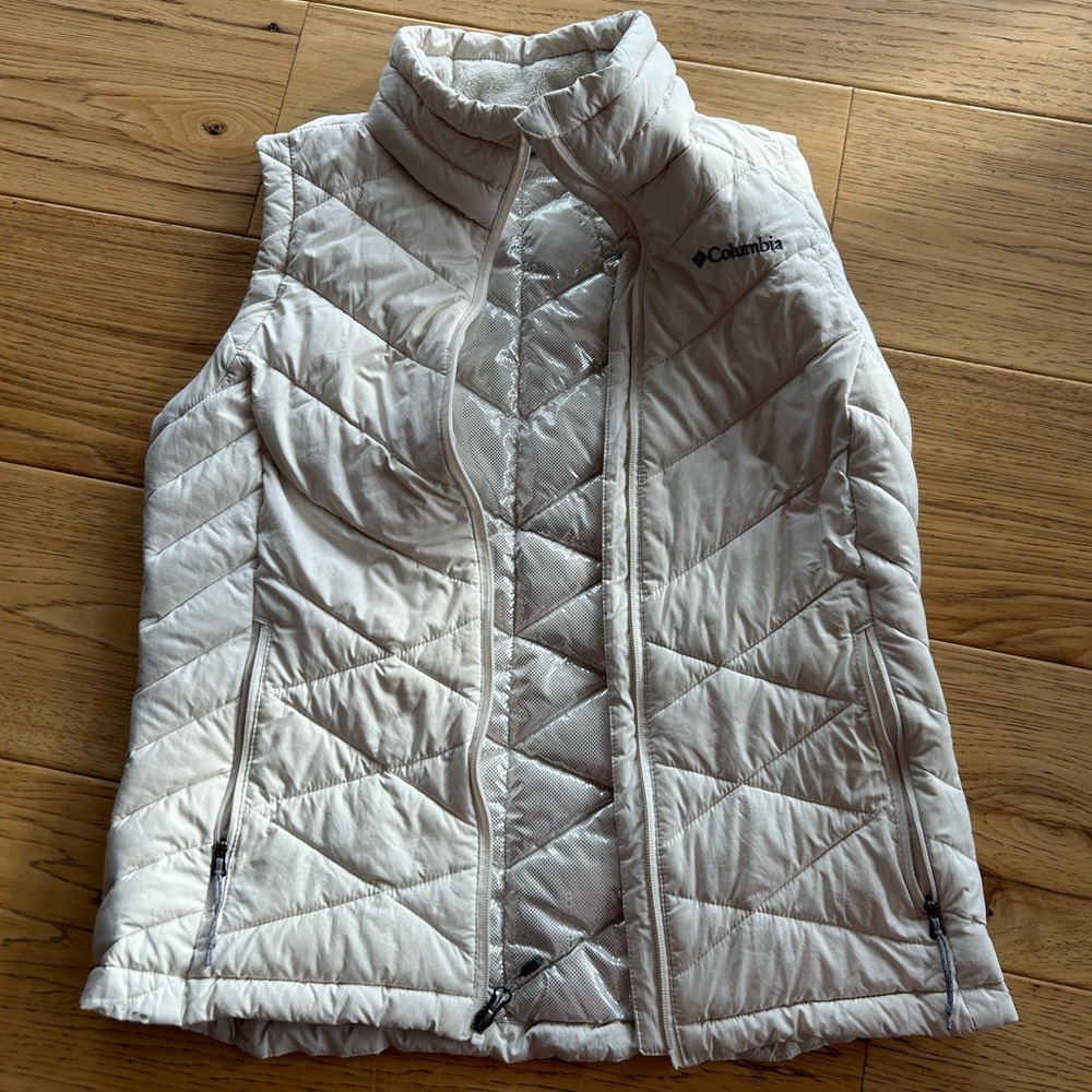 Women’s Columbia Puffer Vest
